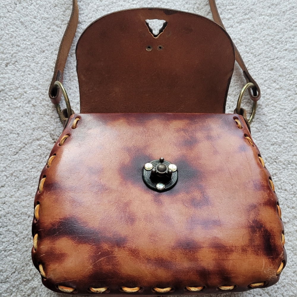 Stunning Artisan Shoulder Tooled Full Grain Genuine Leather Bag - Picture 6 of 13